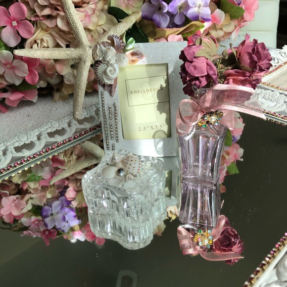 Vintage Mirrored Dresser Tray - Picture 4 of 4